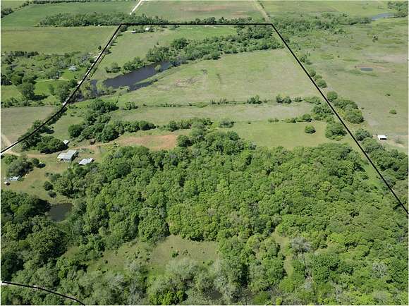 70 Acres of Agricultural Land with Home for Sale in Hillsboro, Texas