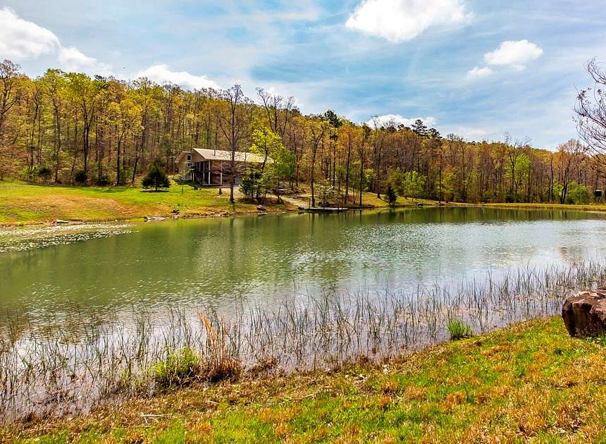 69 Acres of Recreational Land with Home for Sale in Leslie, Arkansas