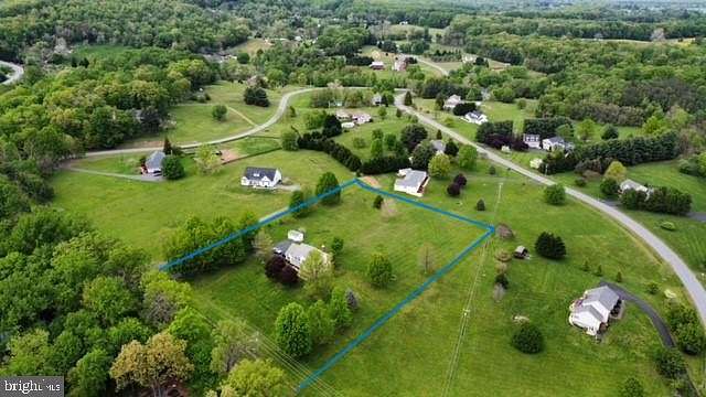 3.3 Acres of Residential Land with Home for Sale in Leesburg, Virginia
