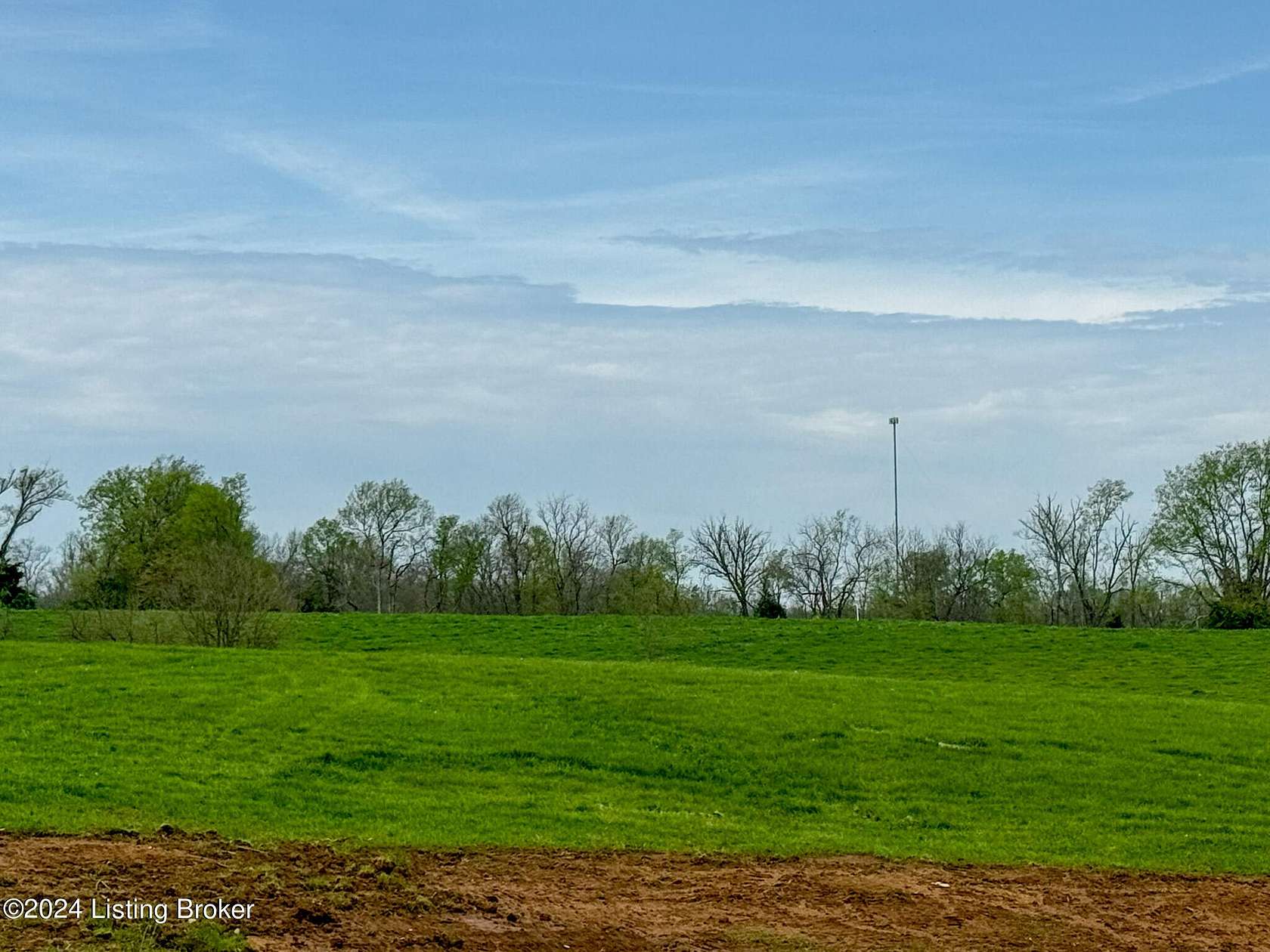 5.13 Acres of Land for Sale in Shelbyville, Kentucky