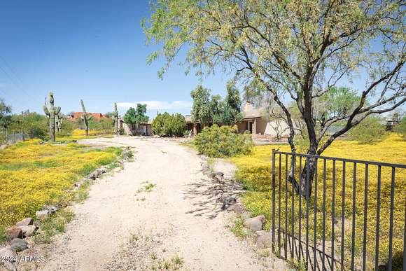 2.3 Acres of Residential Land with Home for Sale in New River, Arizona