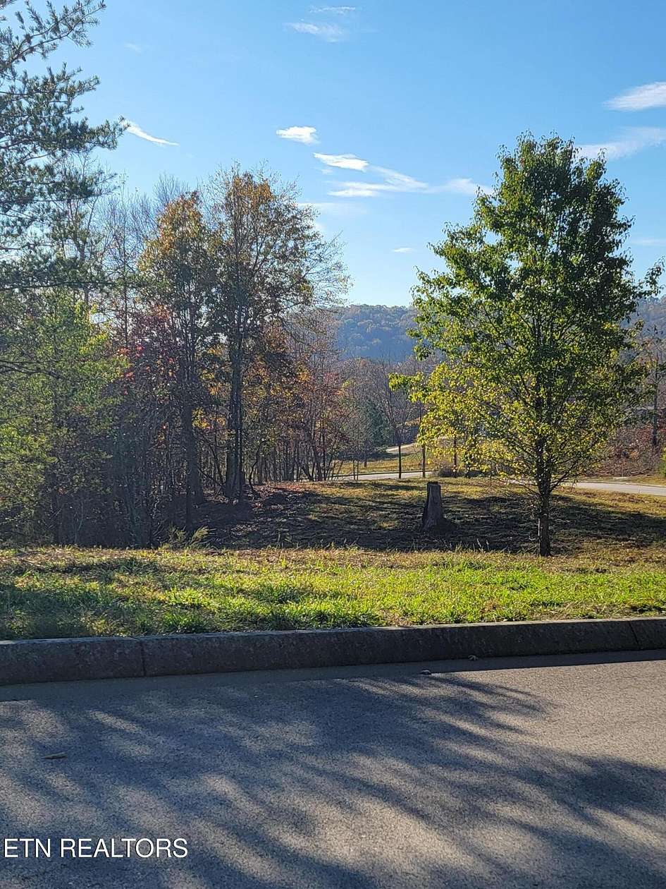 1.84 Acres of Residential Land for Sale in Harriman, Tennessee