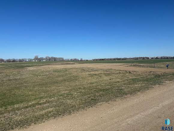 1.5 Acres of Residential Land for Sale in Mitchell, South Dakota