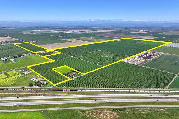 558 Acres of Agricultural Land for Sale in Chowchilla, California