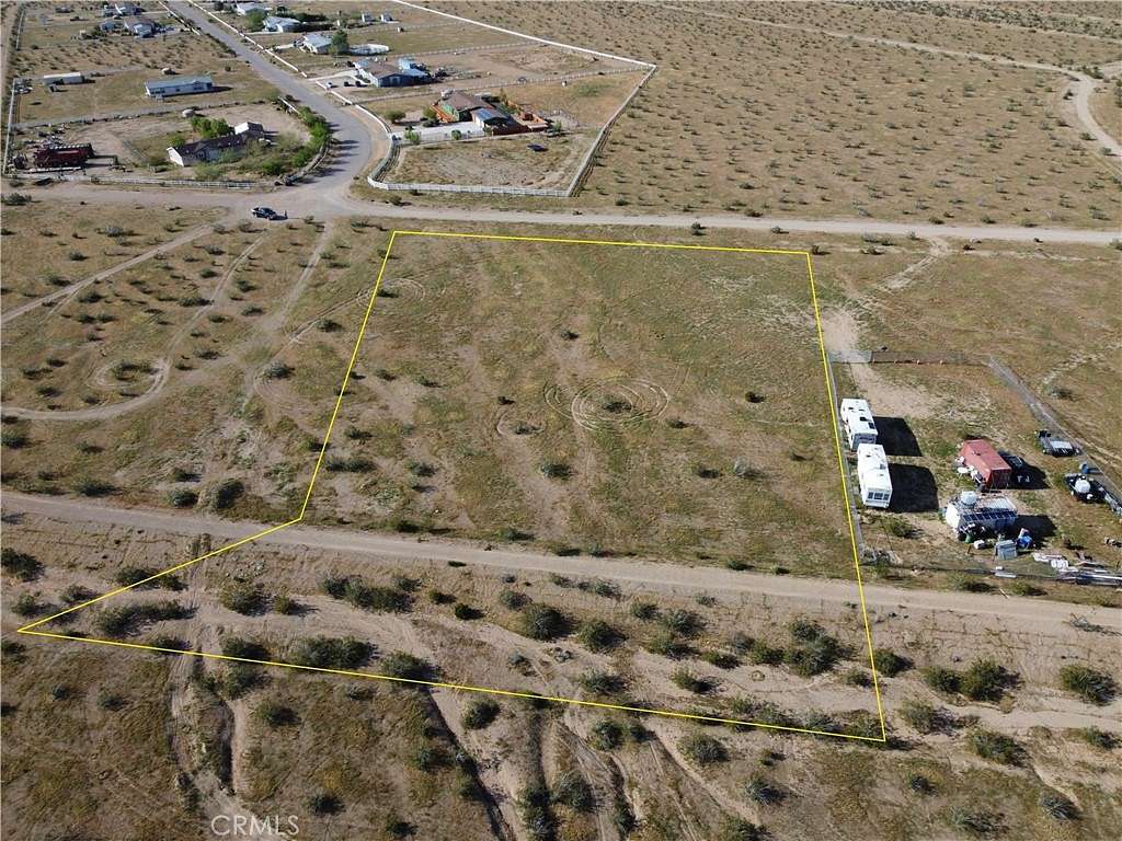 1.7 Acres of Land for Sale in Helendale, California