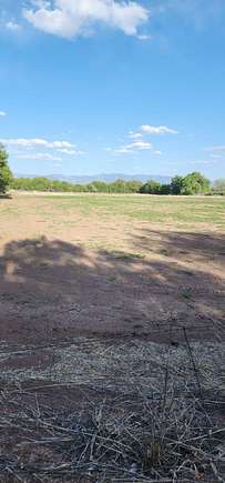 5.5 Acres of Land for Sale in Los Lunas, New Mexico
