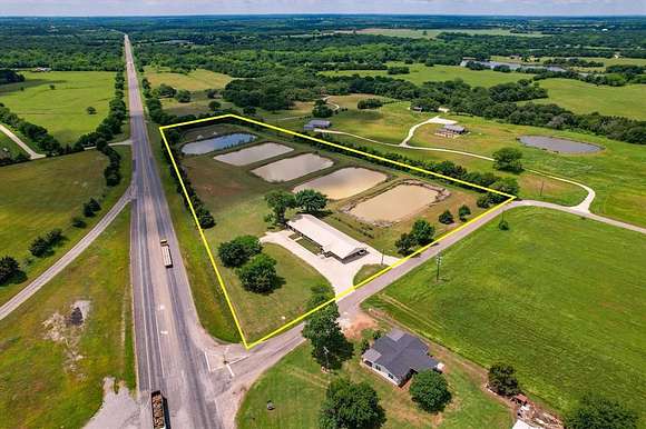 8.1 Acres of Commercial Land for Sale in Gordonville, Texas