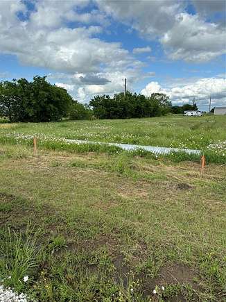 1.4 Acres of Residential Land for Sale in Valley View, Texas