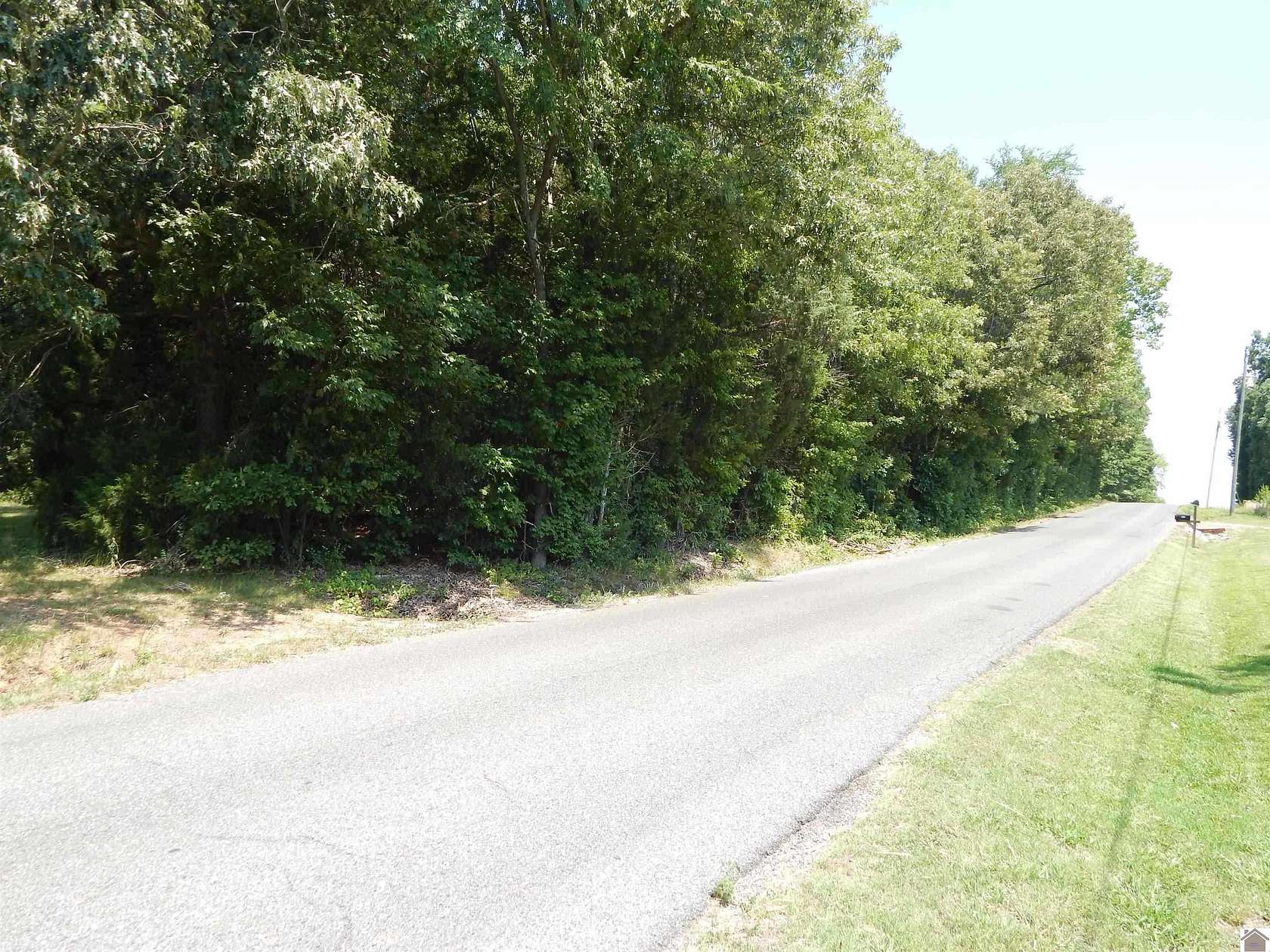 1.8 Acres of Residential Land for Sale in Benton, Kentucky