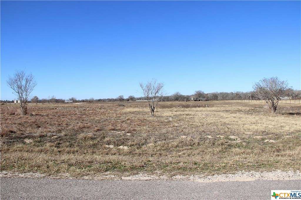 1.7 Acres of Residential Land for Sale in La Vernia, Texas