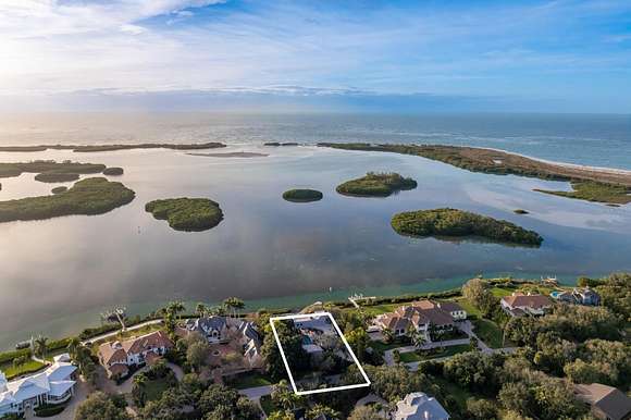 0.81 Acres of Residential Land for Sale in St. Petersburg, Florida