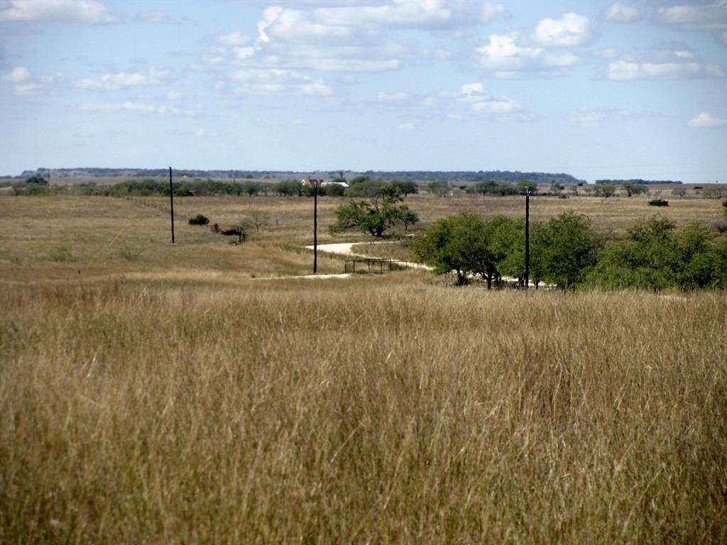 25.1 Acres of Agricultural Land for Sale in Hamilton, Texas