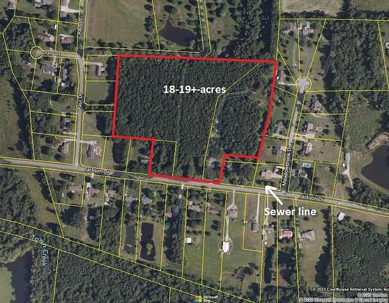 18 Acres of Land for Sale in Paris, Tennessee