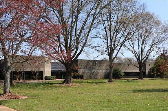 19 Acres of Commercial Land for Sale in Anderson, South Carolina