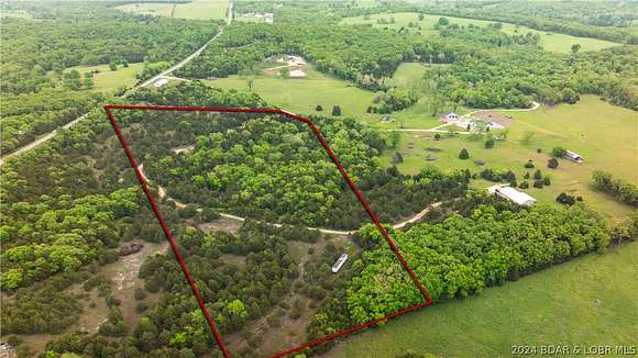 17.7 Acres of Recreational Land for Sale in Montreal, Missouri