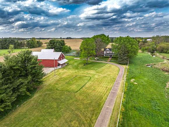 21.5 Acres of Land with Home for Auction in Springfield, Ohio