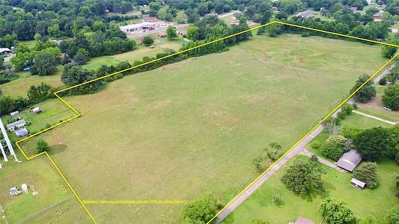 18.4 Acres of Land for Sale in Omaha, Texas