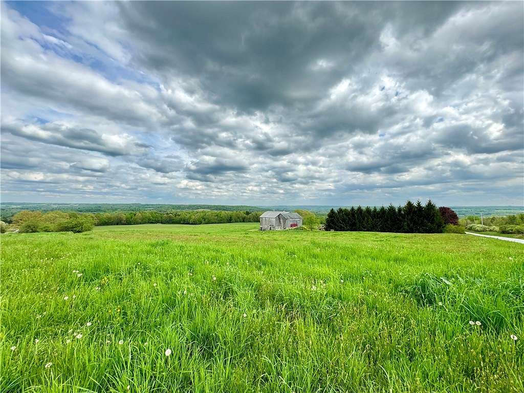 17.3 Acres of Land with Home for Sale in Centerville, Pennsylvania