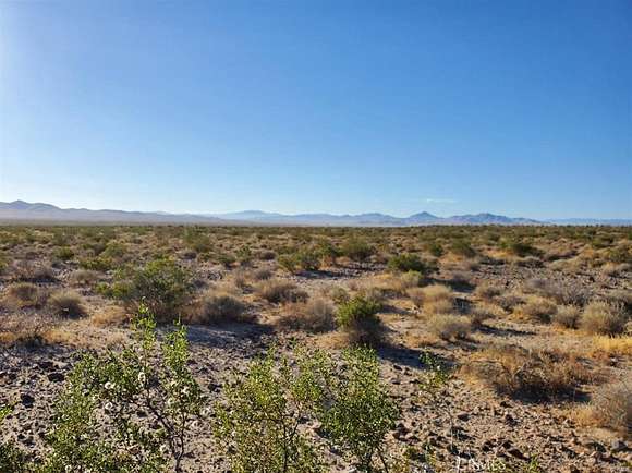 10 Acres of Land for Sale in Helendale, California