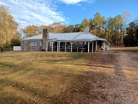23 Acres of Land with Home for Sale in Kingston, Georgia