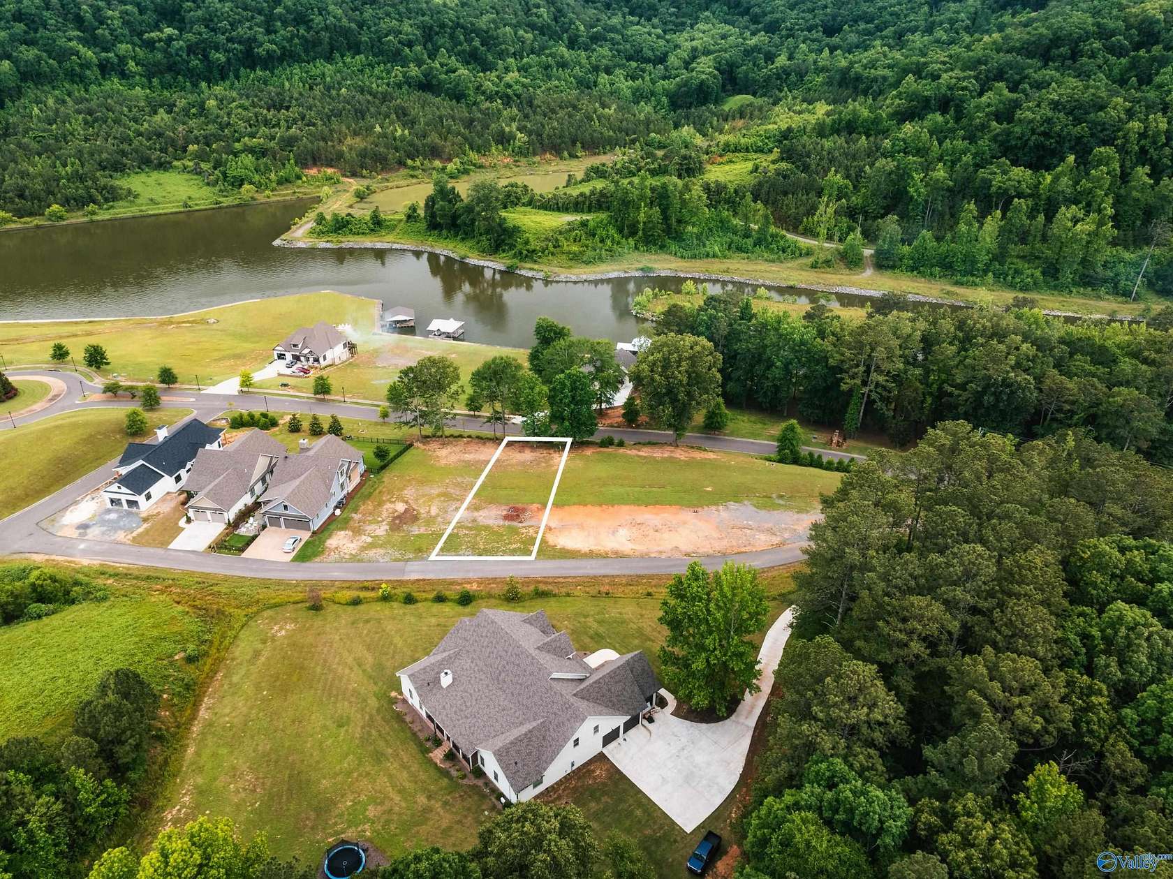 0.21 Acres of Land for Sale in Guntersville, Alabama