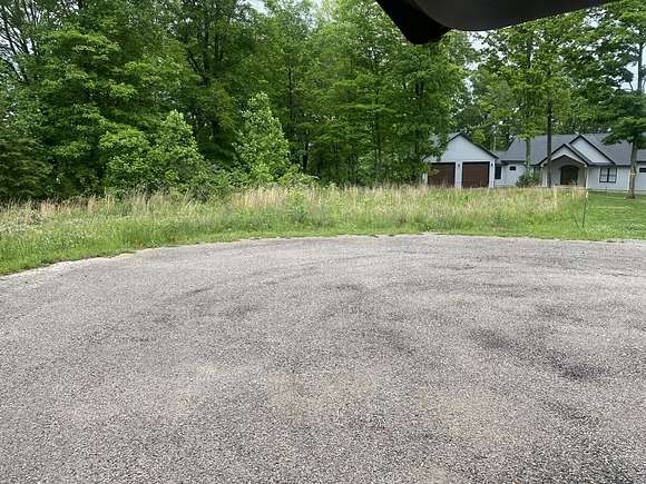 0.42 Acres of Residential Land for Sale in Russell Springs, Kentucky