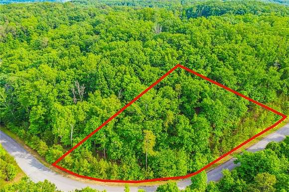 0.76 Acres of Residential Land for Sale in Baldwin, Georgia