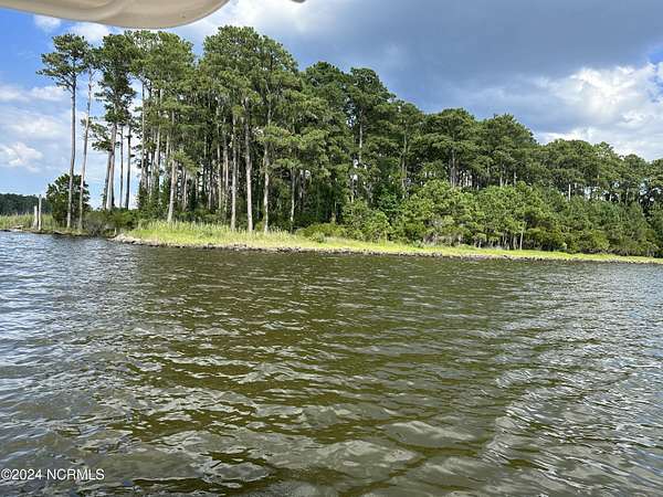 15 Acres of Land for Sale in Belhaven, North Carolina