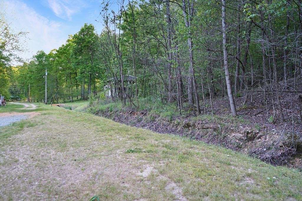 0.98 Acres of Residential Land for Sale in Dover, Tennessee