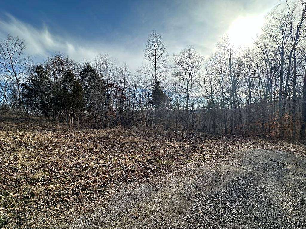 7.5 Acres of Land for Sale in Burkesville, Kentucky