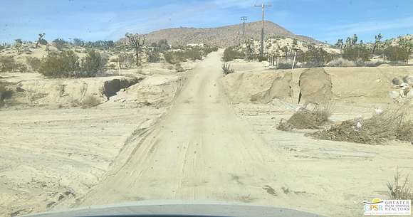 5 Acres of Residential Land for Sale in Yucca Valley, California