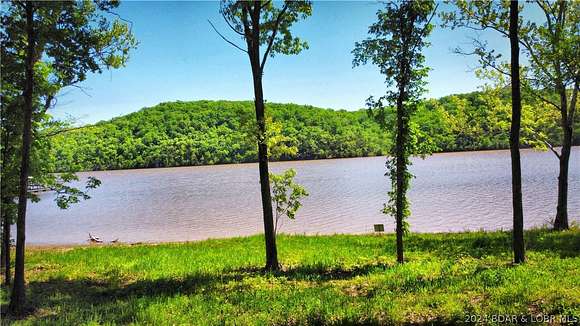27 Acres of Recreational Land for Sale in Lincoln, Missouri