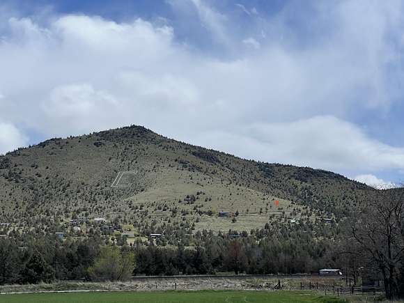 7.3 Acres of Residential Land for Sale in Culver, Oregon