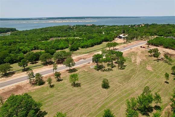 1.072 Acres of Residential Land for Sale in Pottsboro, Texas