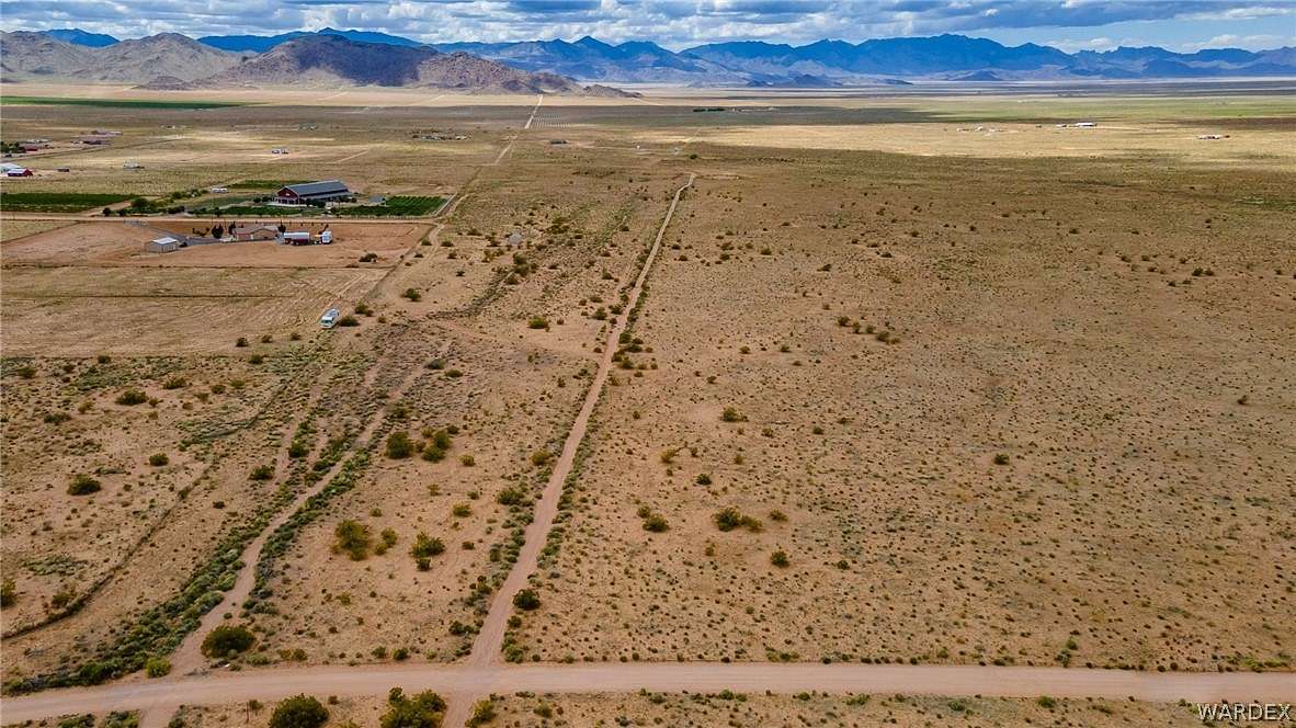 5.733 Acres of Land for Sale in Kingman, Arizona