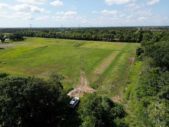 4 Acres of Land for Sale in Angleton, Texas