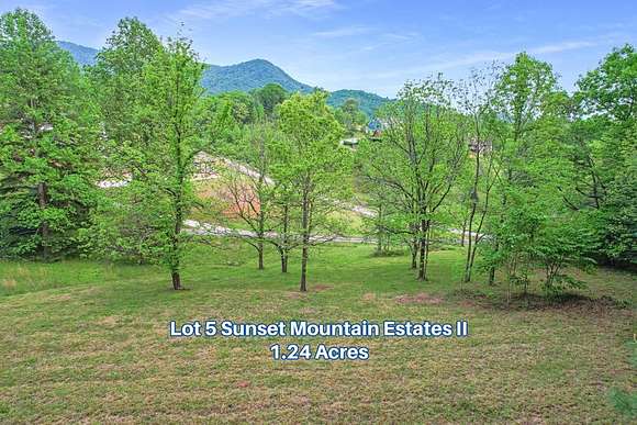 1.2 Acres of Residential Land for Sale in Franklin, North Carolina