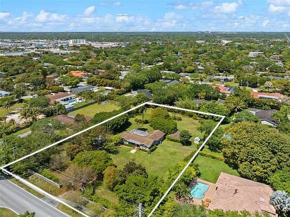 1.48 Acres of Residential Land for Sale in Pinecrest, Florida