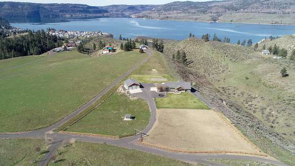 15.1 Acres of Land with Home for Sale in Davenport, Washington