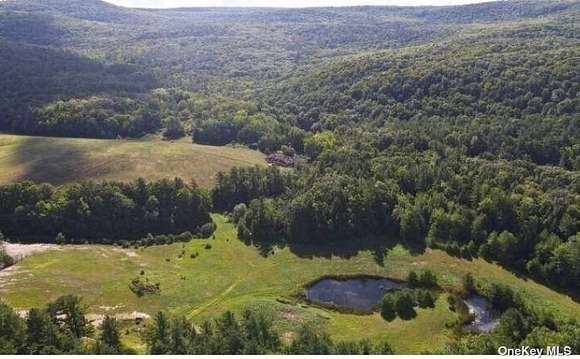 82 Acres of Land for Sale in Troy, New York