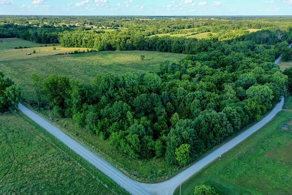 25.9 Acres of Agricultural Land for Sale in Columbia, Missouri