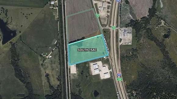 15 Acres of Commercial Land for Sale in Palmer, Texas