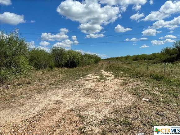 10 Acres of Land for Sale in Victoria, Texas