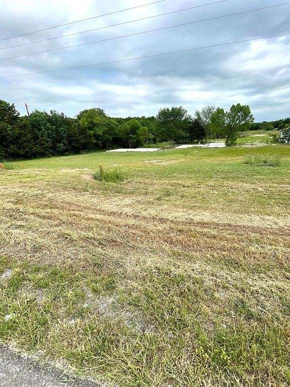 2.424 Acres of Land for Sale in Tom Bean, Texas