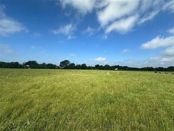 10 Acres of Land for Sale in Point, Texas