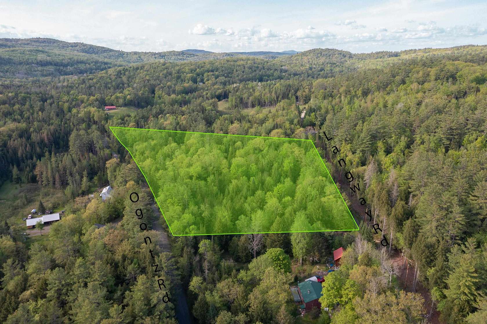 3.9 Acres of Residential Land for Sale in Lyman Town, New Hampshire