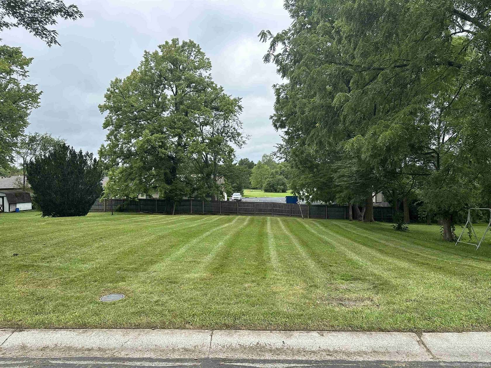 0.25 Acres of Residential Land for Sale in Columbia City, Indiana