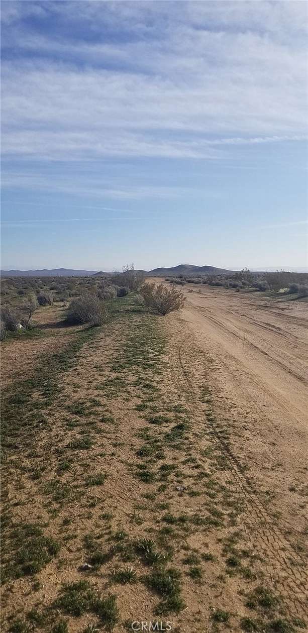 10 Acres of Land for Sale in Mojave, California