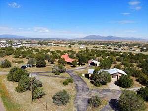 8 Acres of Land for Sale in Edgewood, New Mexico