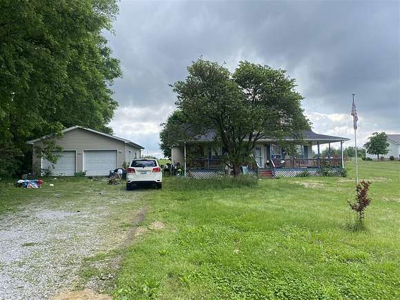 2.4 Acres of Residential Land with Home for Sale in Franklin, Kentucky
